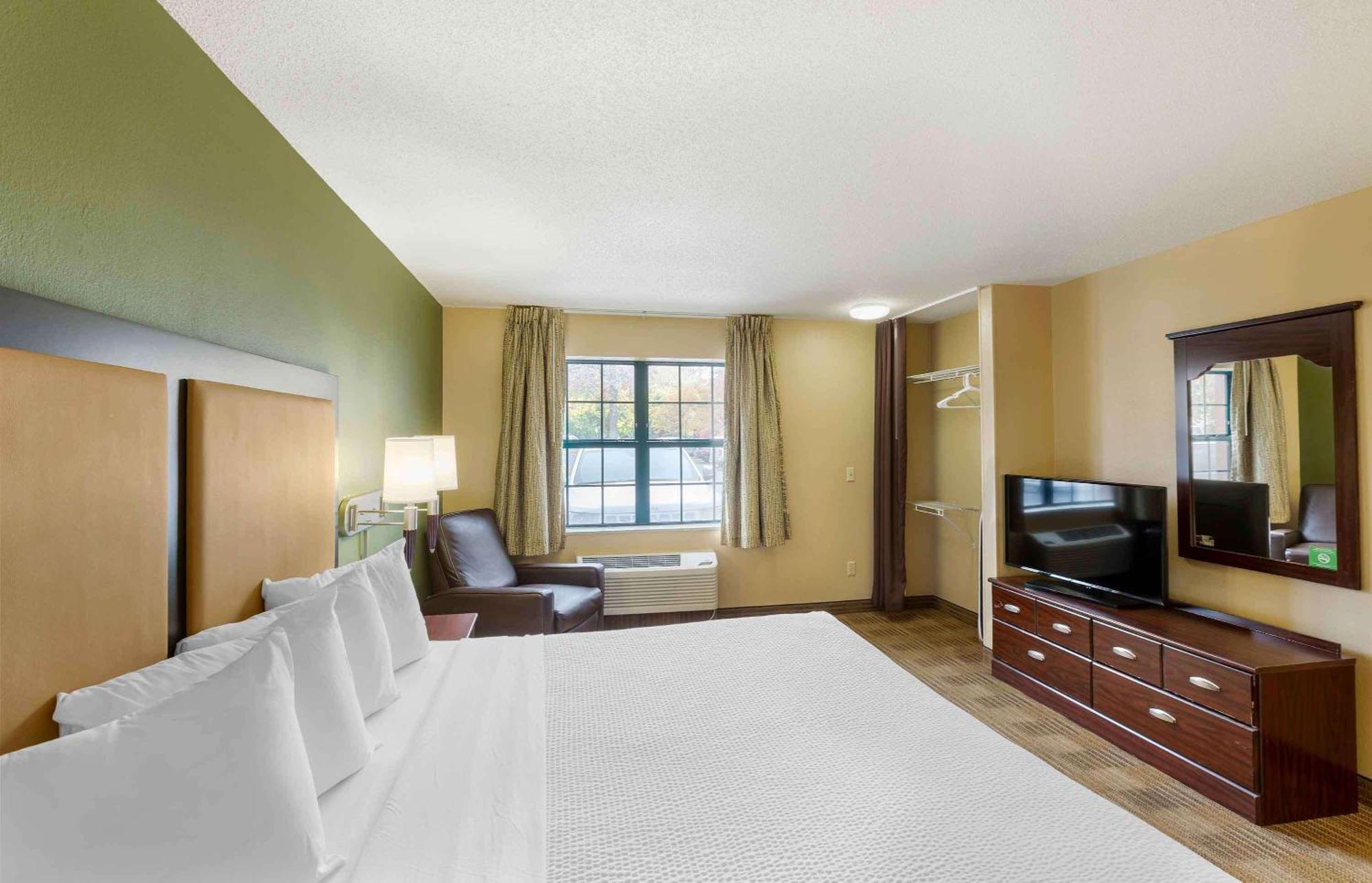 Extended Stay America Select Suites - Milwaukee - Waukesha Dış mekan fotoğraf