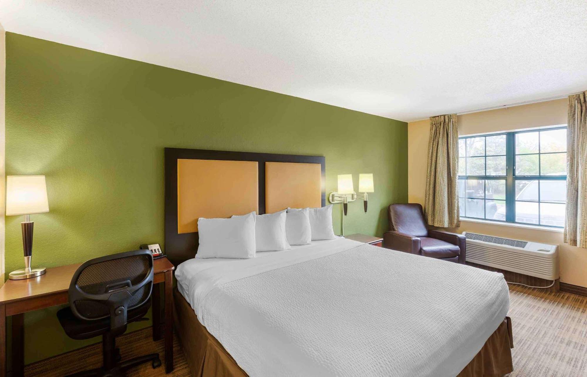 Extended Stay America Select Suites - Milwaukee - Waukesha Dış mekan fotoğraf