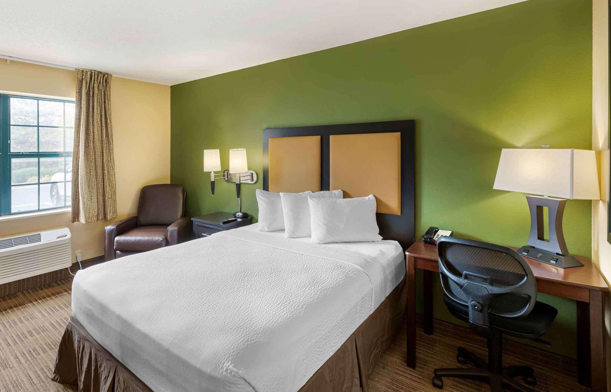 Extended Stay America Select Suites - Milwaukee - Waukesha Dış mekan fotoğraf