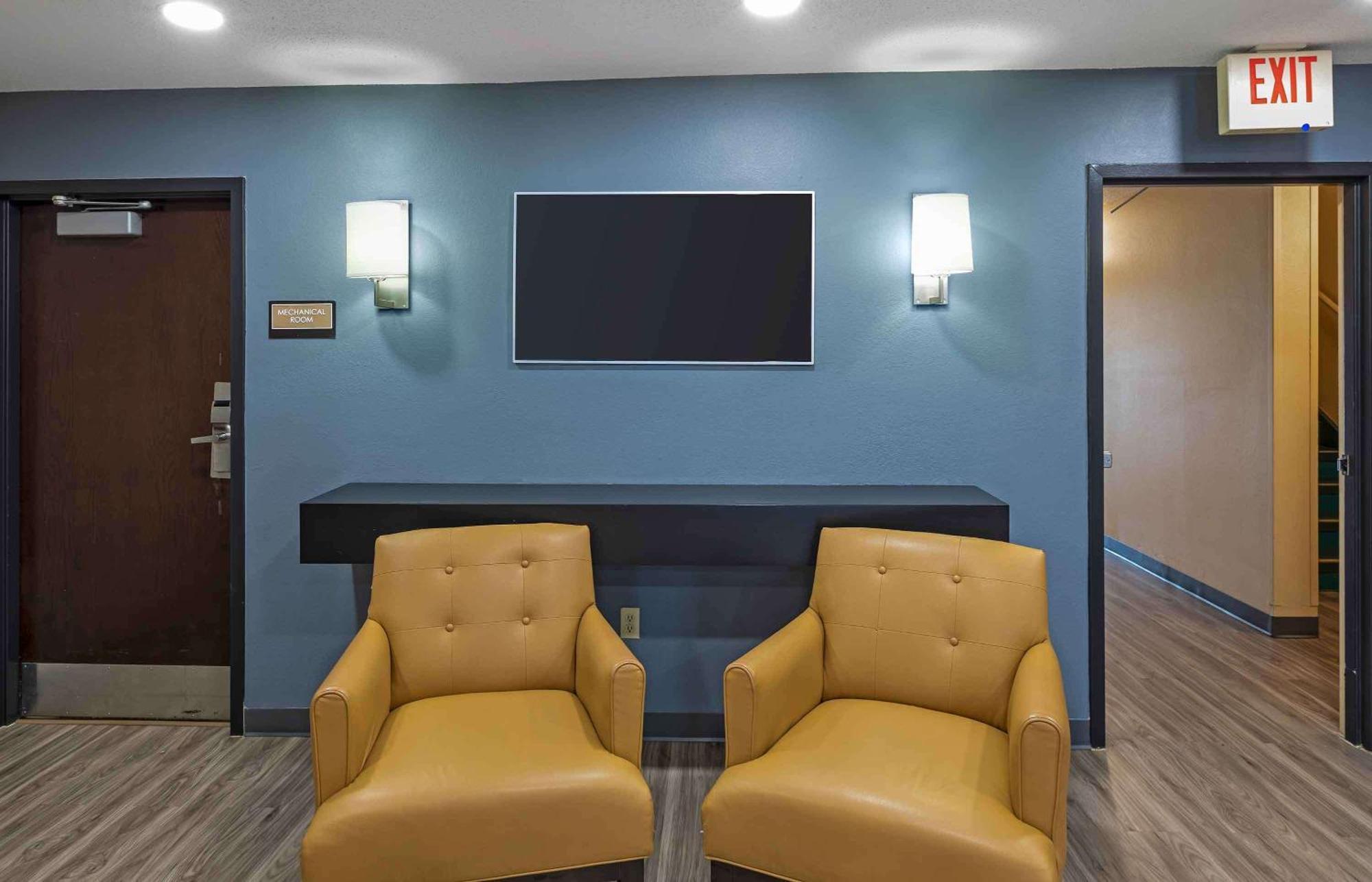 Extended Stay America Select Suites - Milwaukee - Waukesha Dış mekan fotoğraf