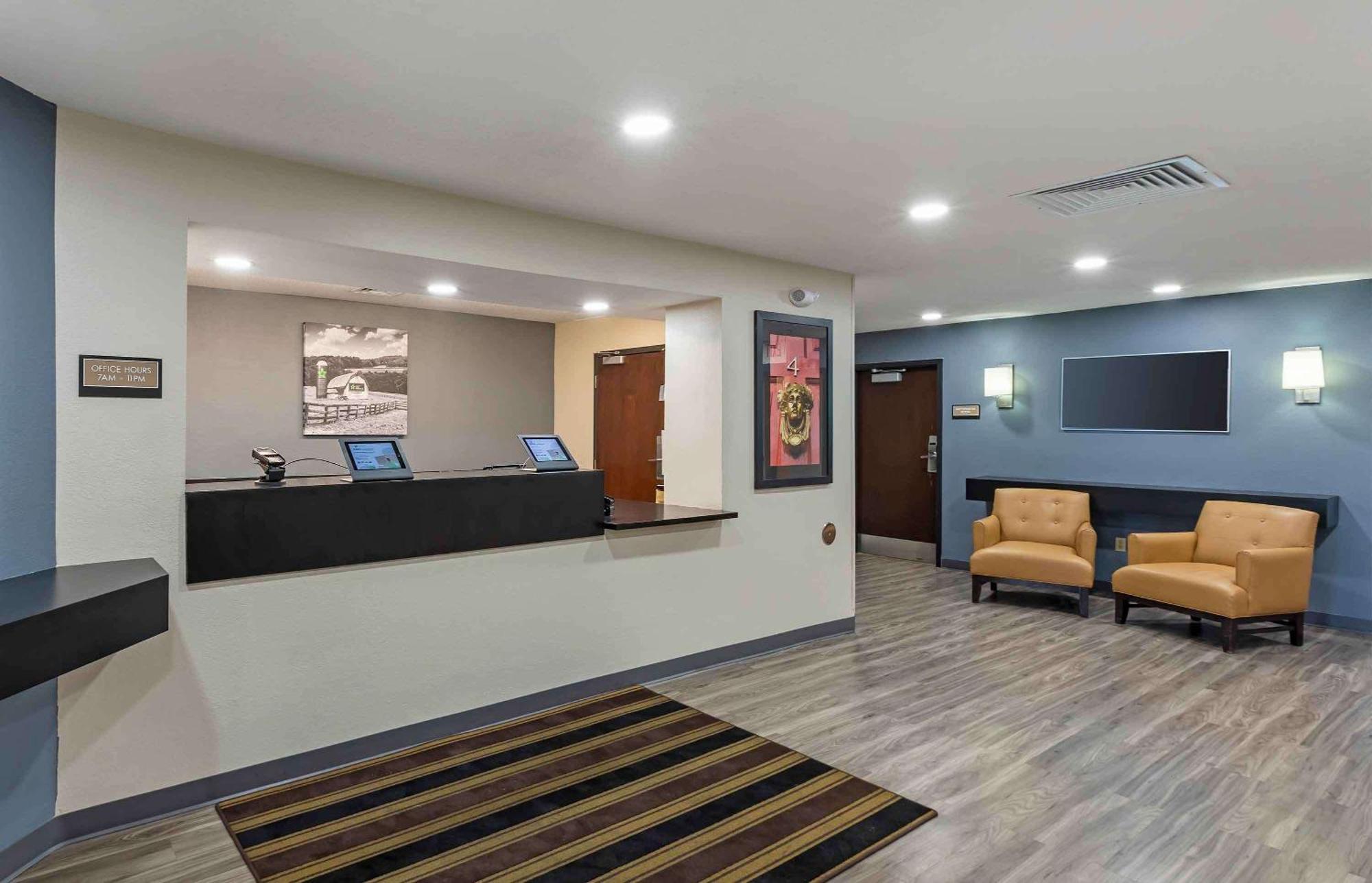 Extended Stay America Select Suites - Milwaukee - Waukesha Dış mekan fotoğraf