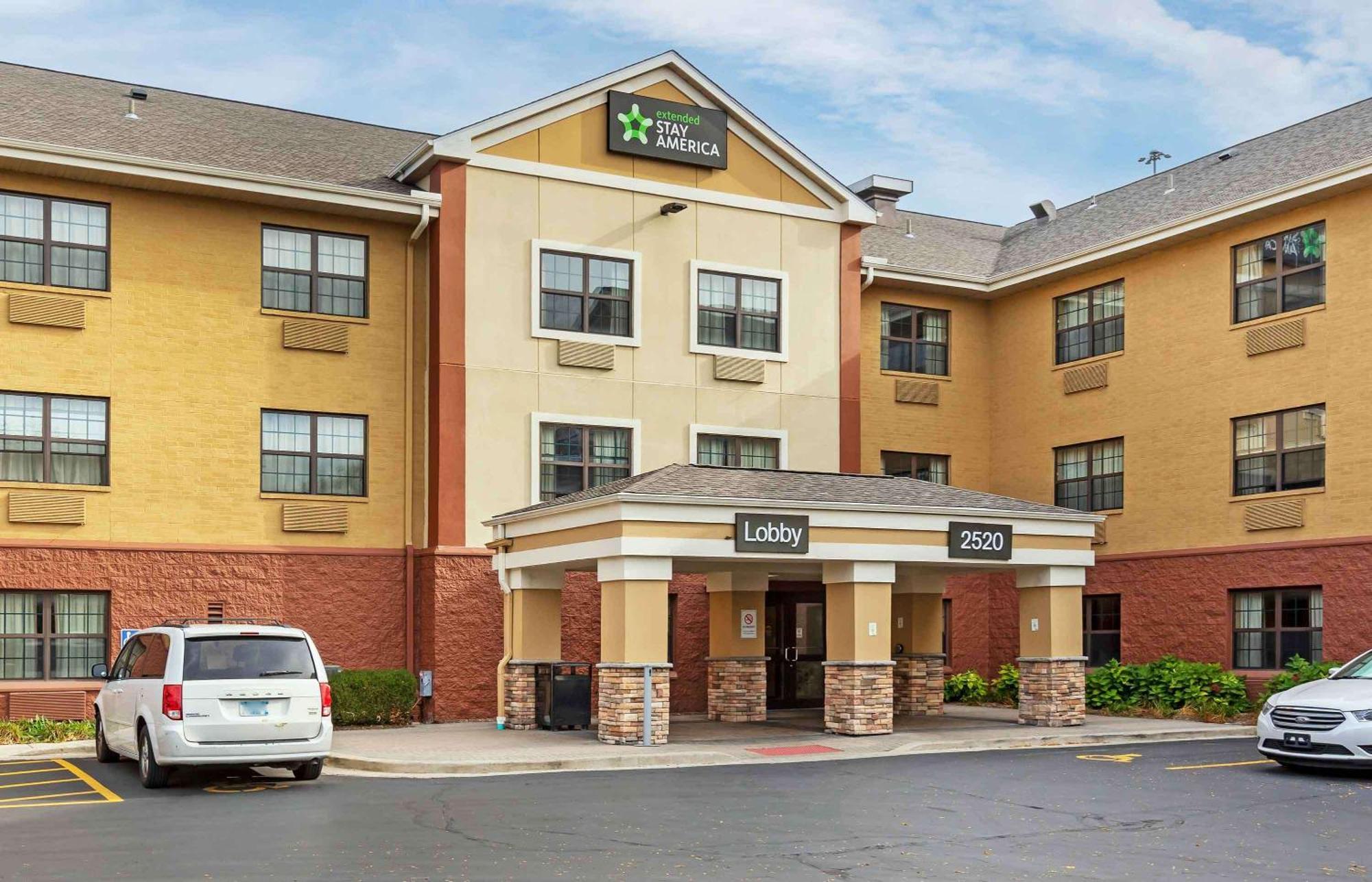 Extended Stay America Select Suites - Milwaukee - Waukesha Dış mekan fotoğraf