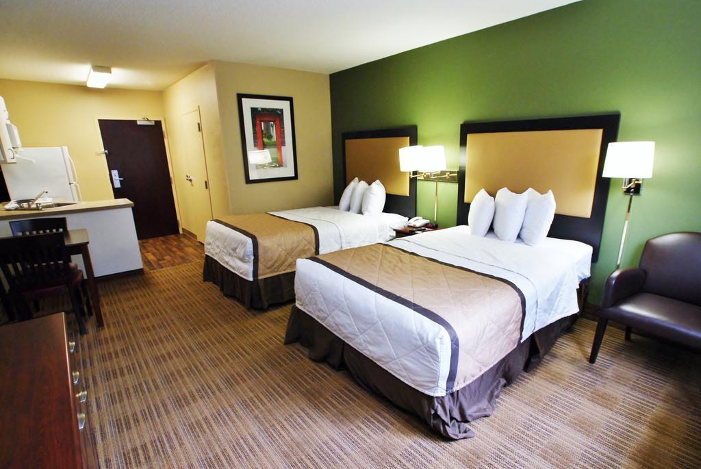 Extended Stay America Select Suites - Milwaukee - Waukesha Dış mekan fotoğraf