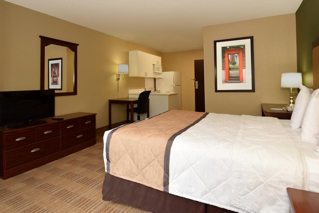 Extended Stay America Select Suites - Milwaukee - Waukesha Dış mekan fotoğraf
