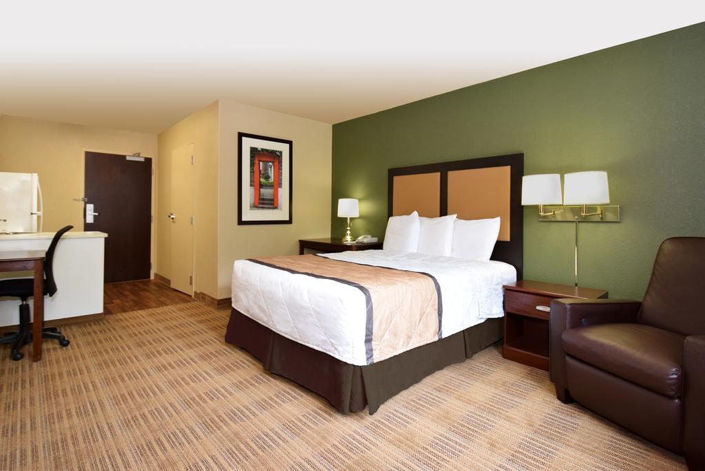 Extended Stay America Select Suites - Milwaukee - Waukesha Dış mekan fotoğraf